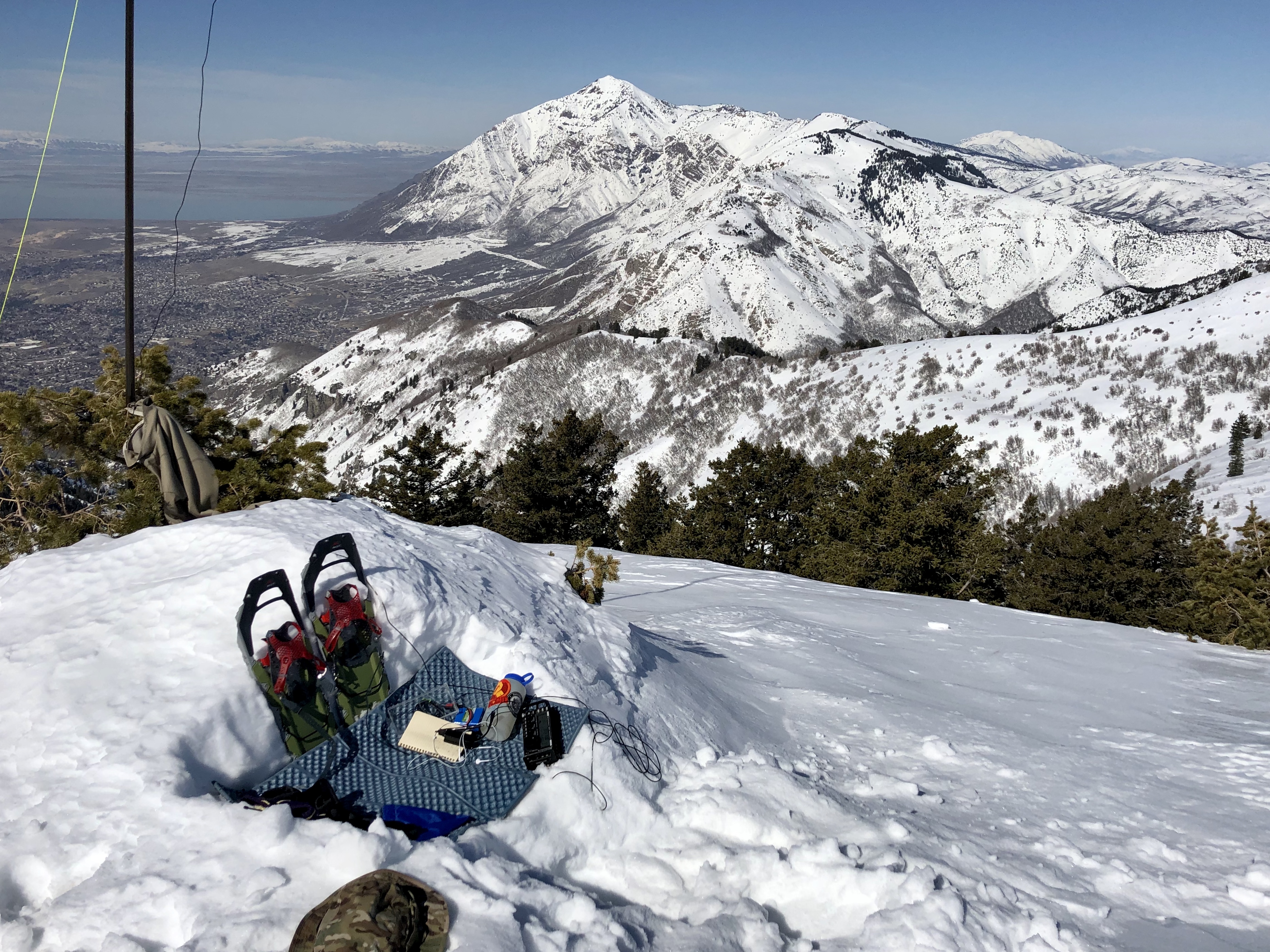 Winter SOTA activation with snowy peaks
